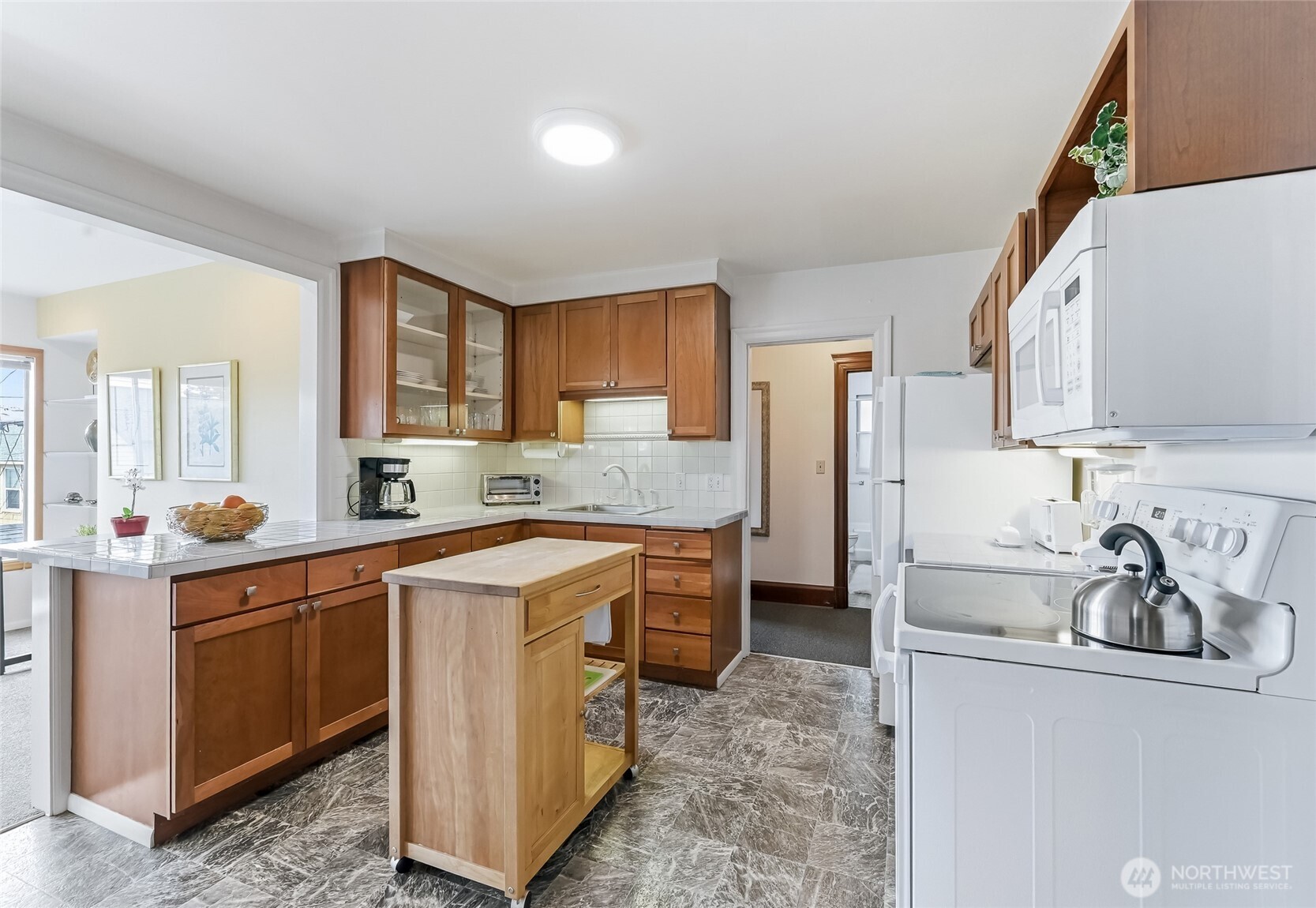 2025 Boylston Avenue E, Seattle, WA 98102-3519