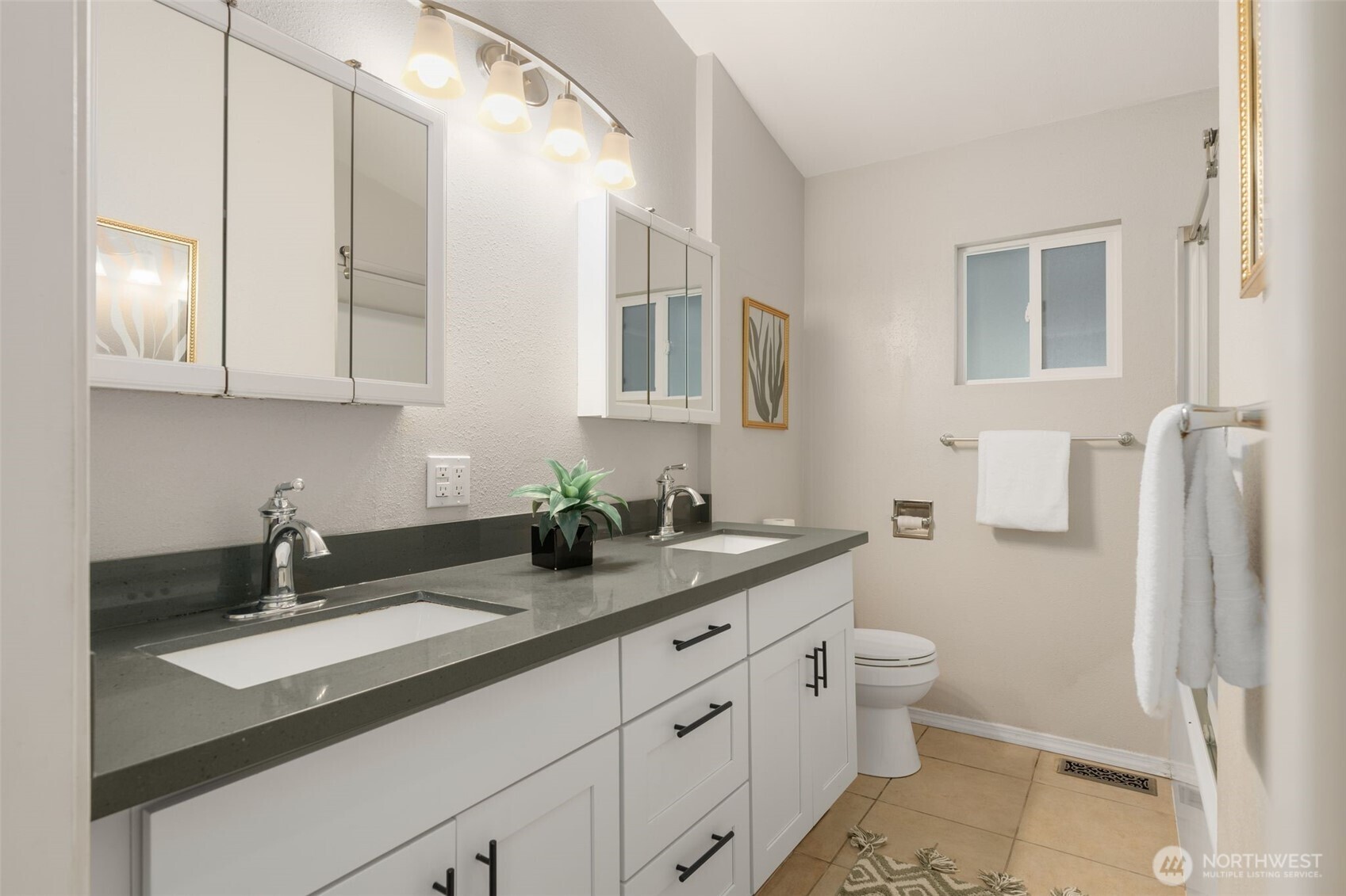 14009 13th Avenue SW, Burien, WA 98166