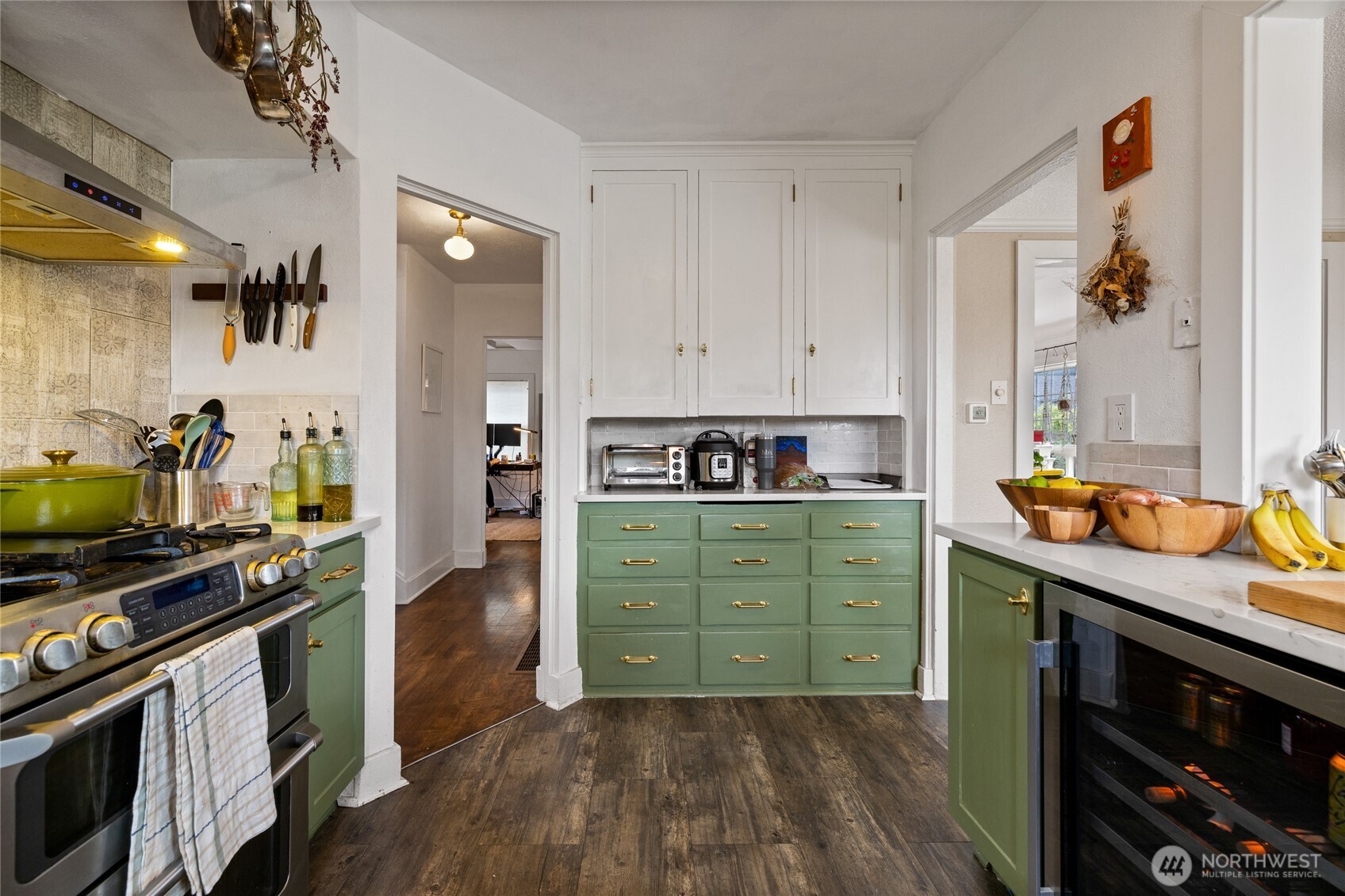 3633 N Ferdinand Street , Tacoma, WA 98407