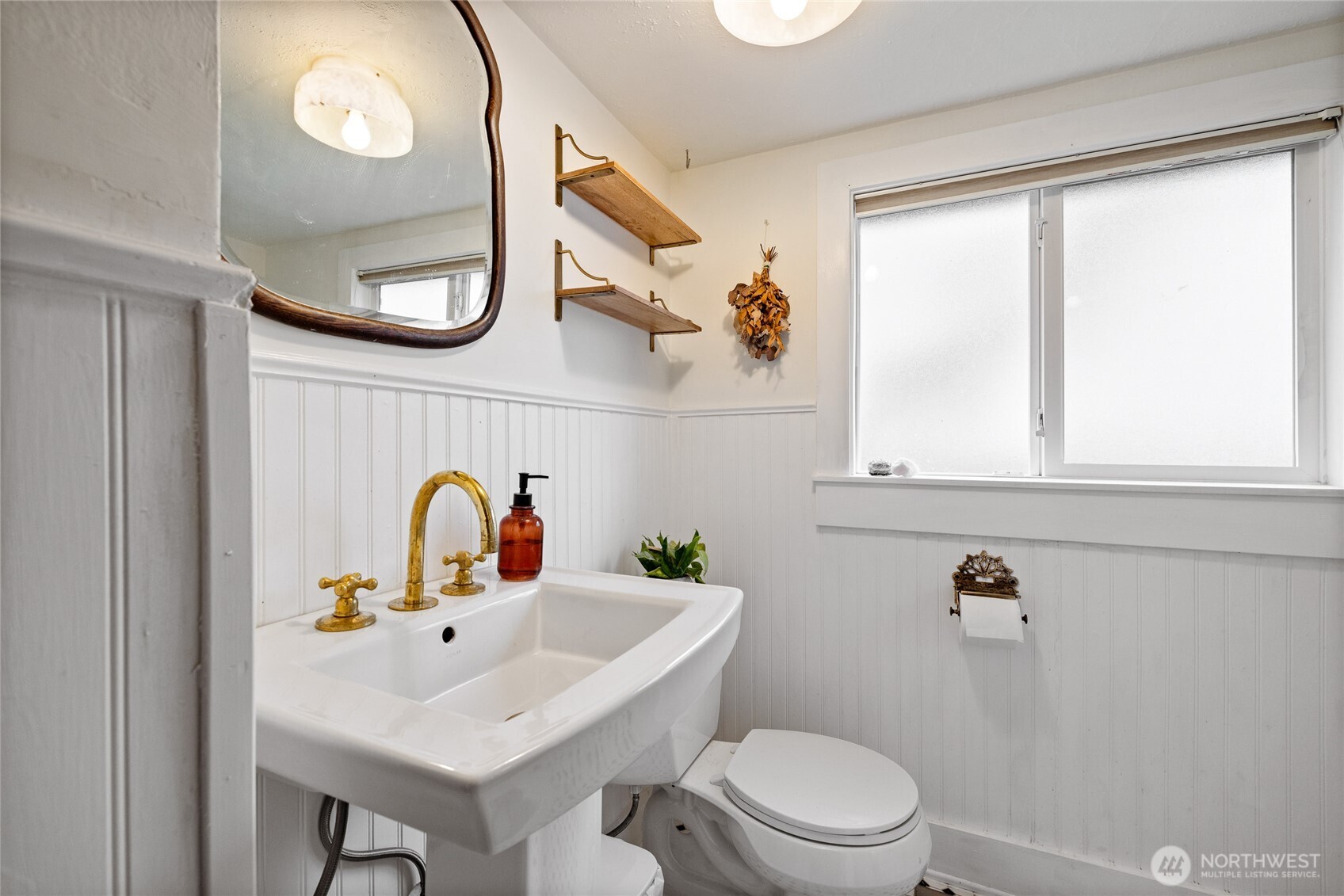 3633 N Ferdinand Street , Tacoma, WA 98407