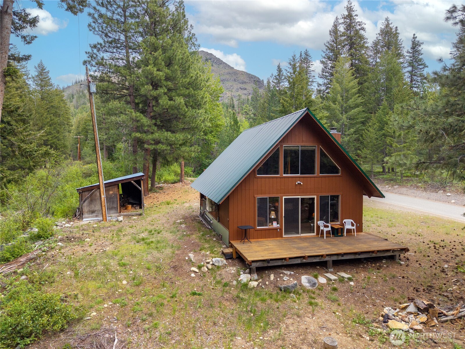 37 E Buttermilk Creek Road , Twisp, WA 98856