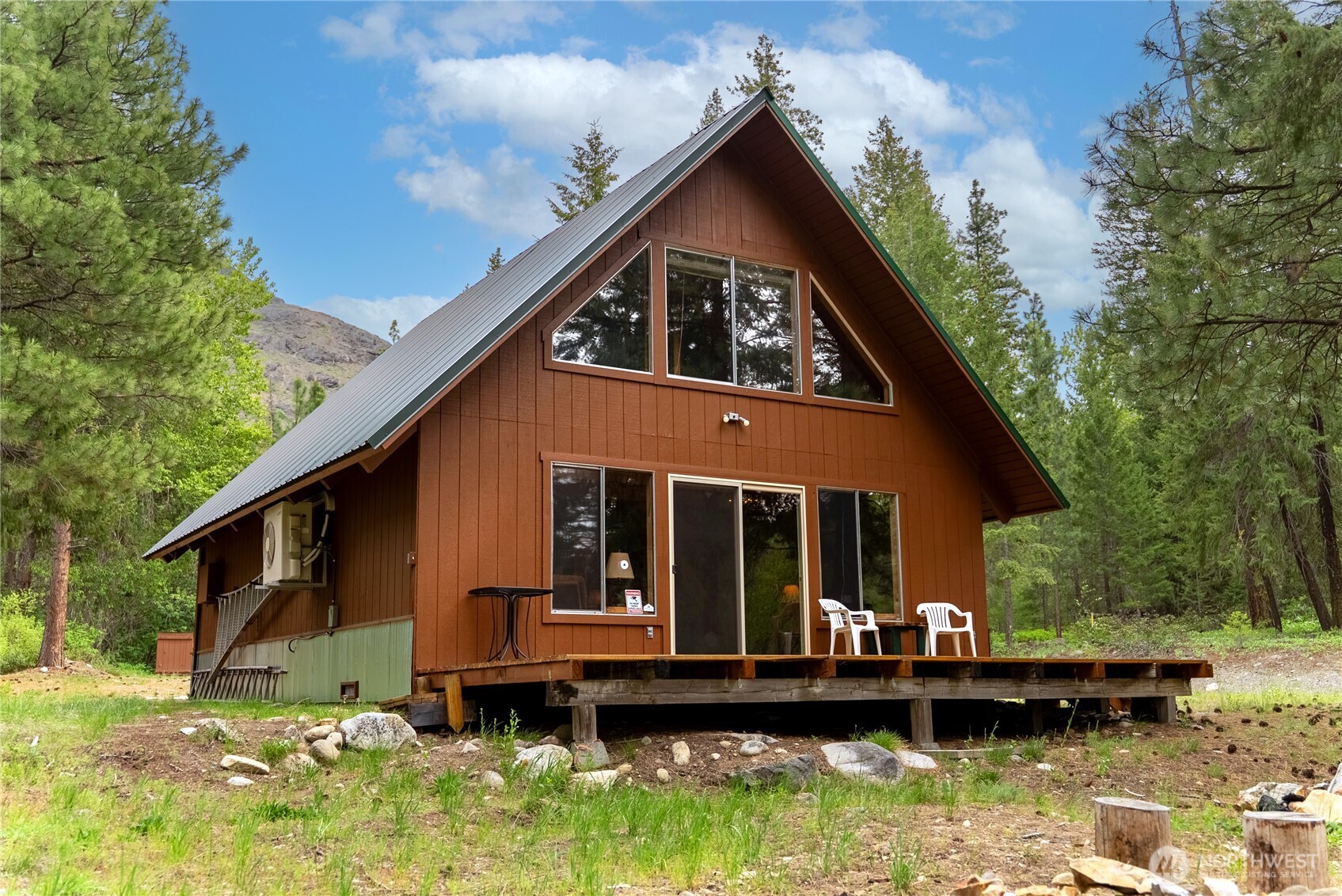 37 E Buttermilk Creek Road , Twisp, WA 98856