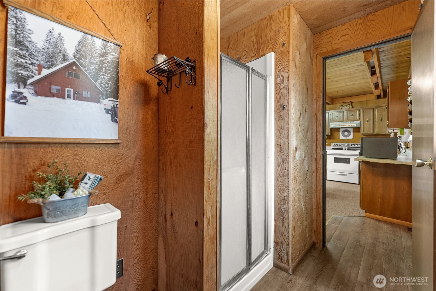 37 E Buttermilk Creek Road , Twisp, WA 98856