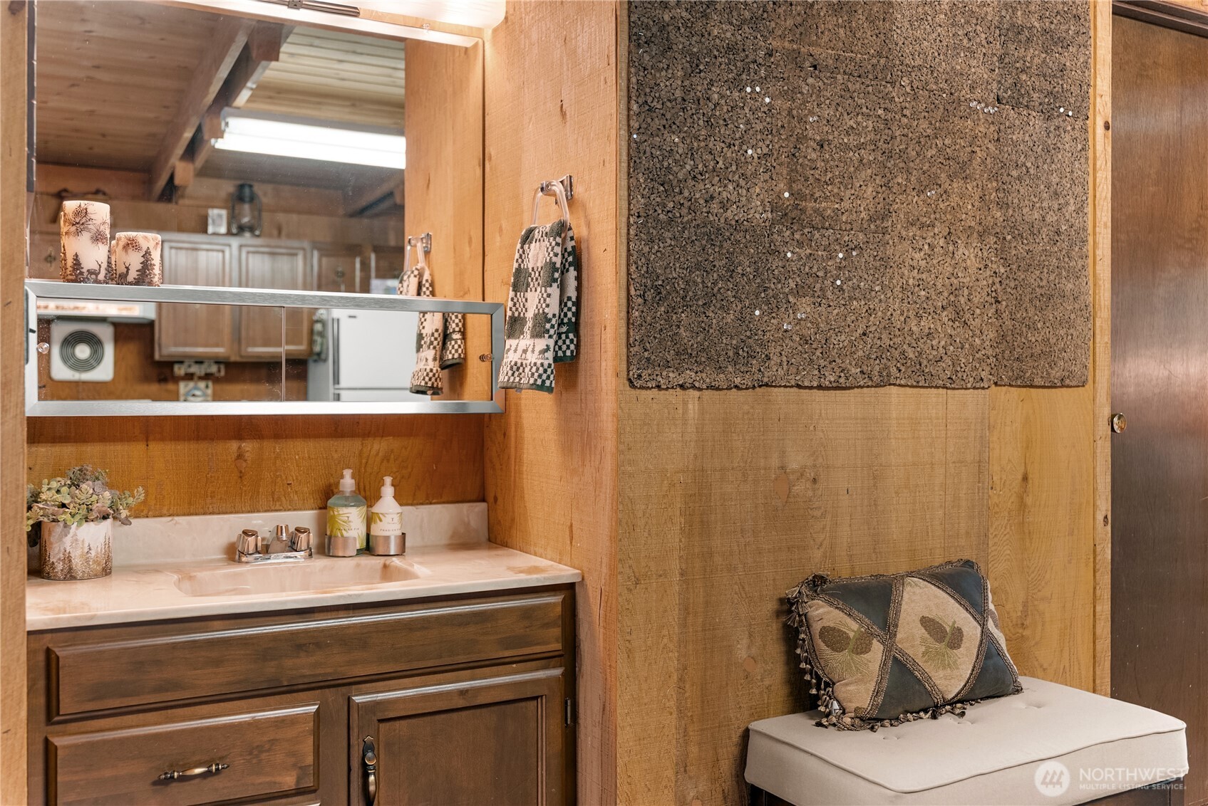 37 E Buttermilk Creek Road , Twisp, WA 98856