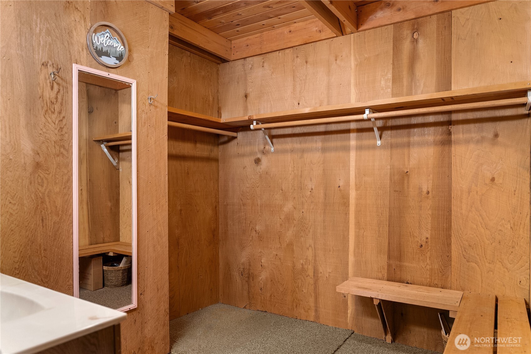 37 E Buttermilk Creek Road , Twisp, WA 98856