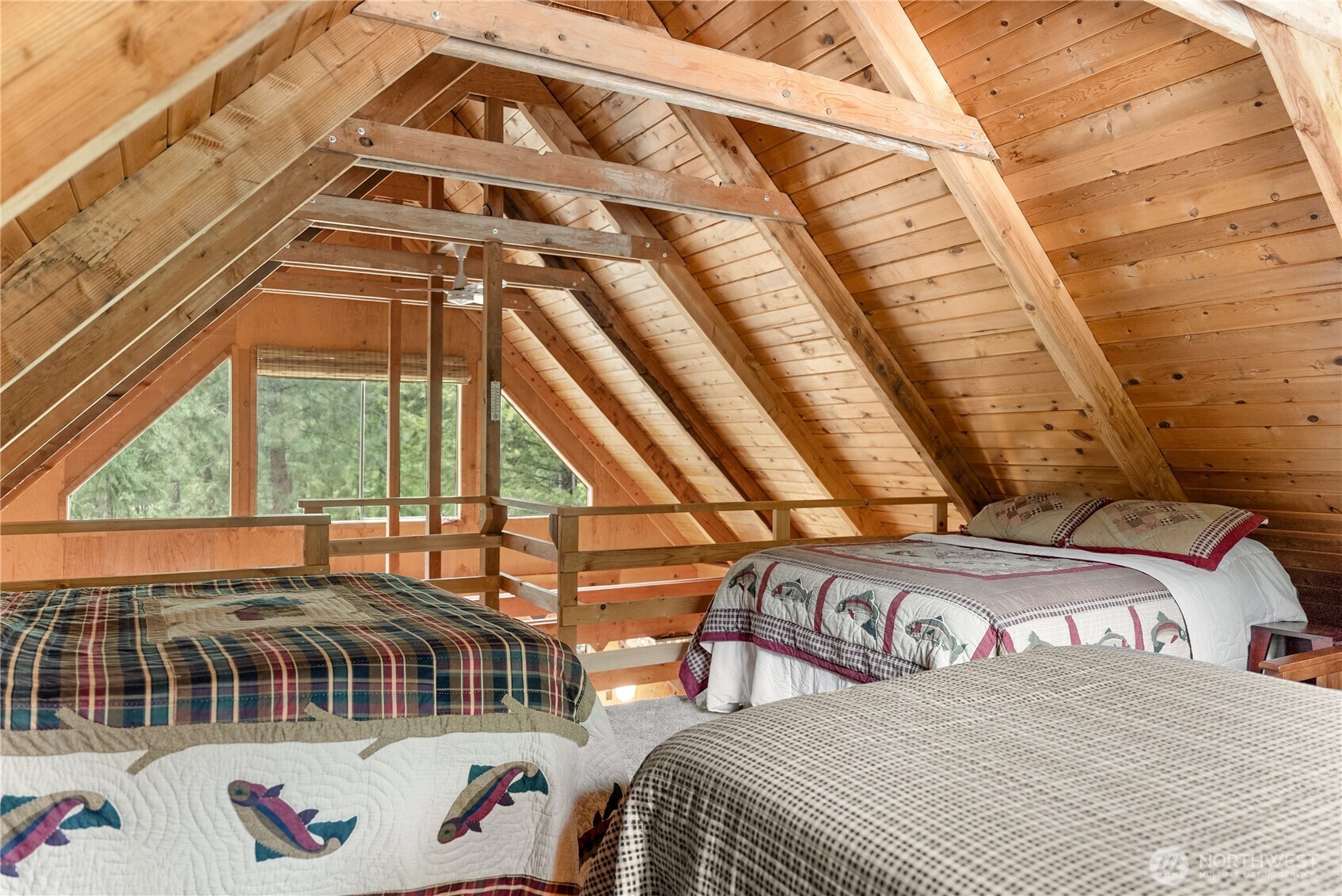 37 E Buttermilk Creek Road , Twisp, WA 98856
