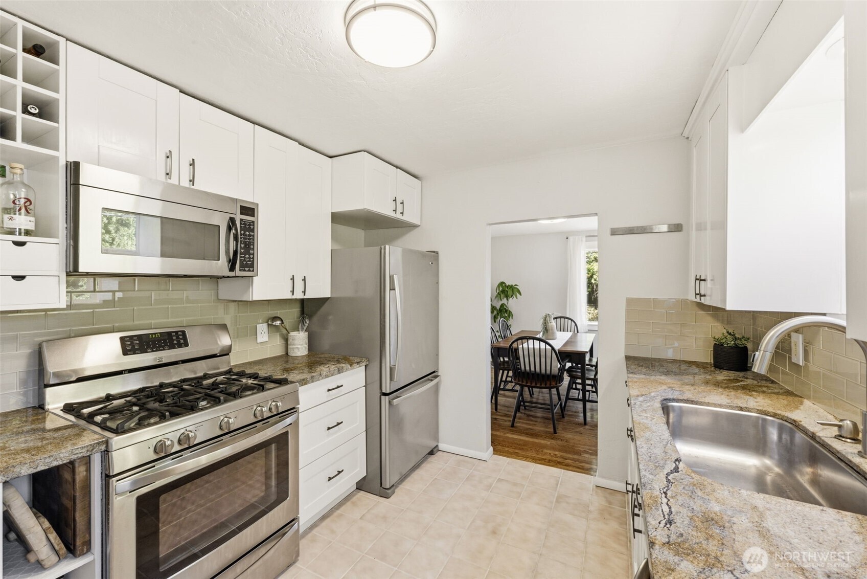 9416 5th Avenue NE, Seattle, WA 98115-2809