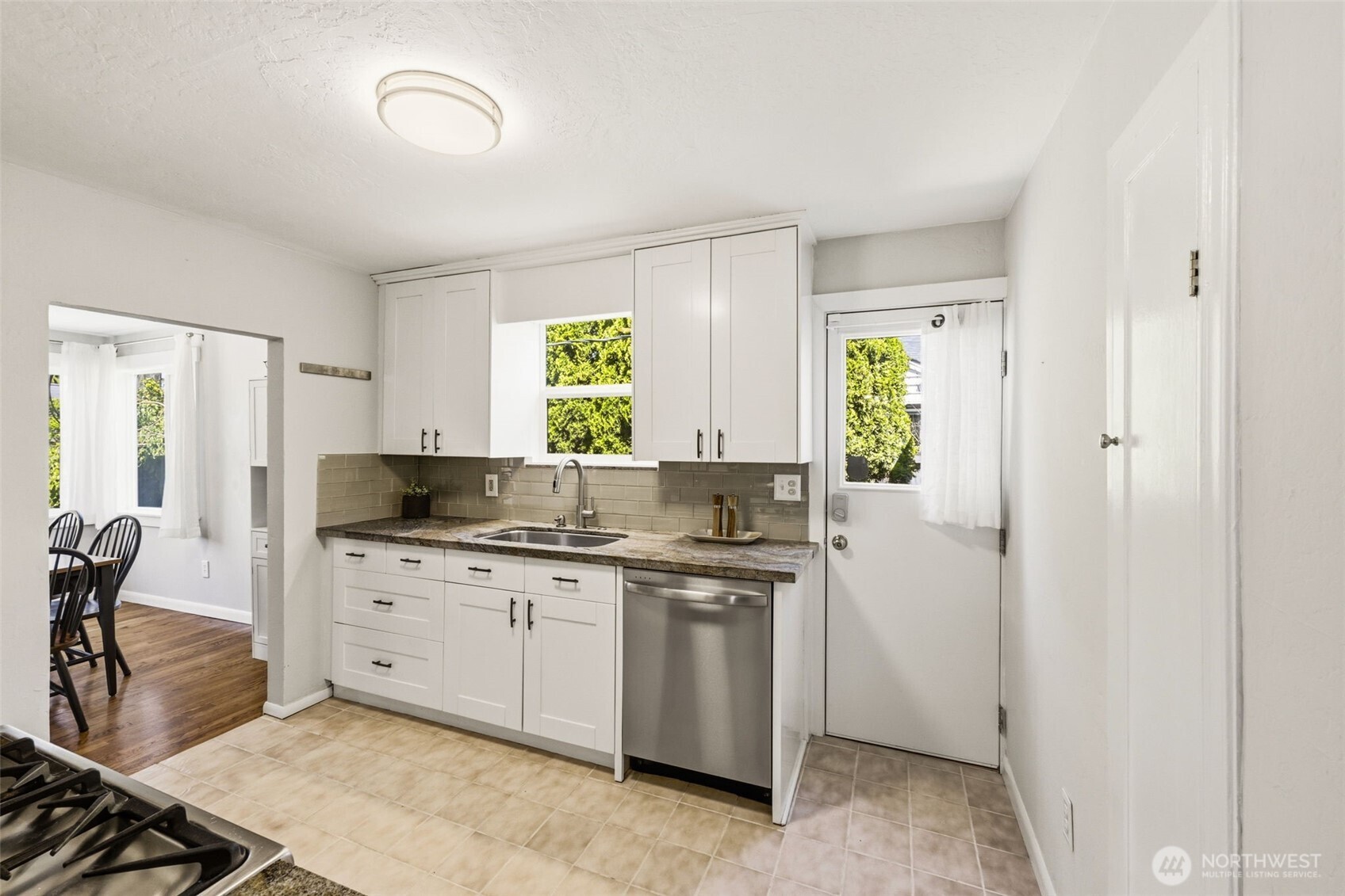 9416 5th Avenue NE, Seattle, WA 98115-2809