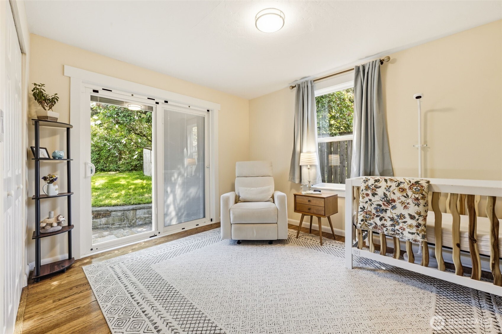 9416 5th Avenue NE, Seattle, WA 98115-2809