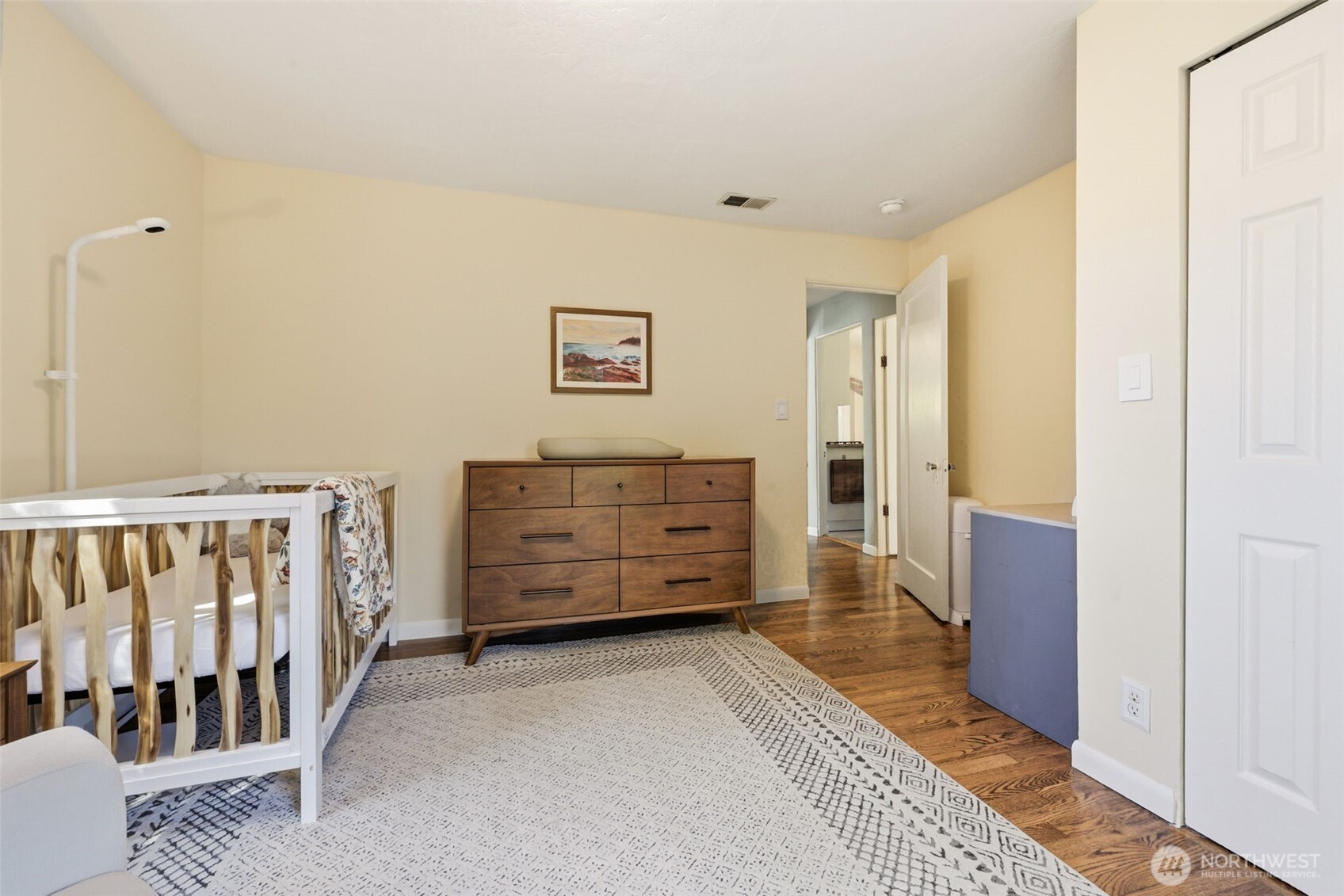 9416 5th Avenue NE, Seattle, WA 98115-2809