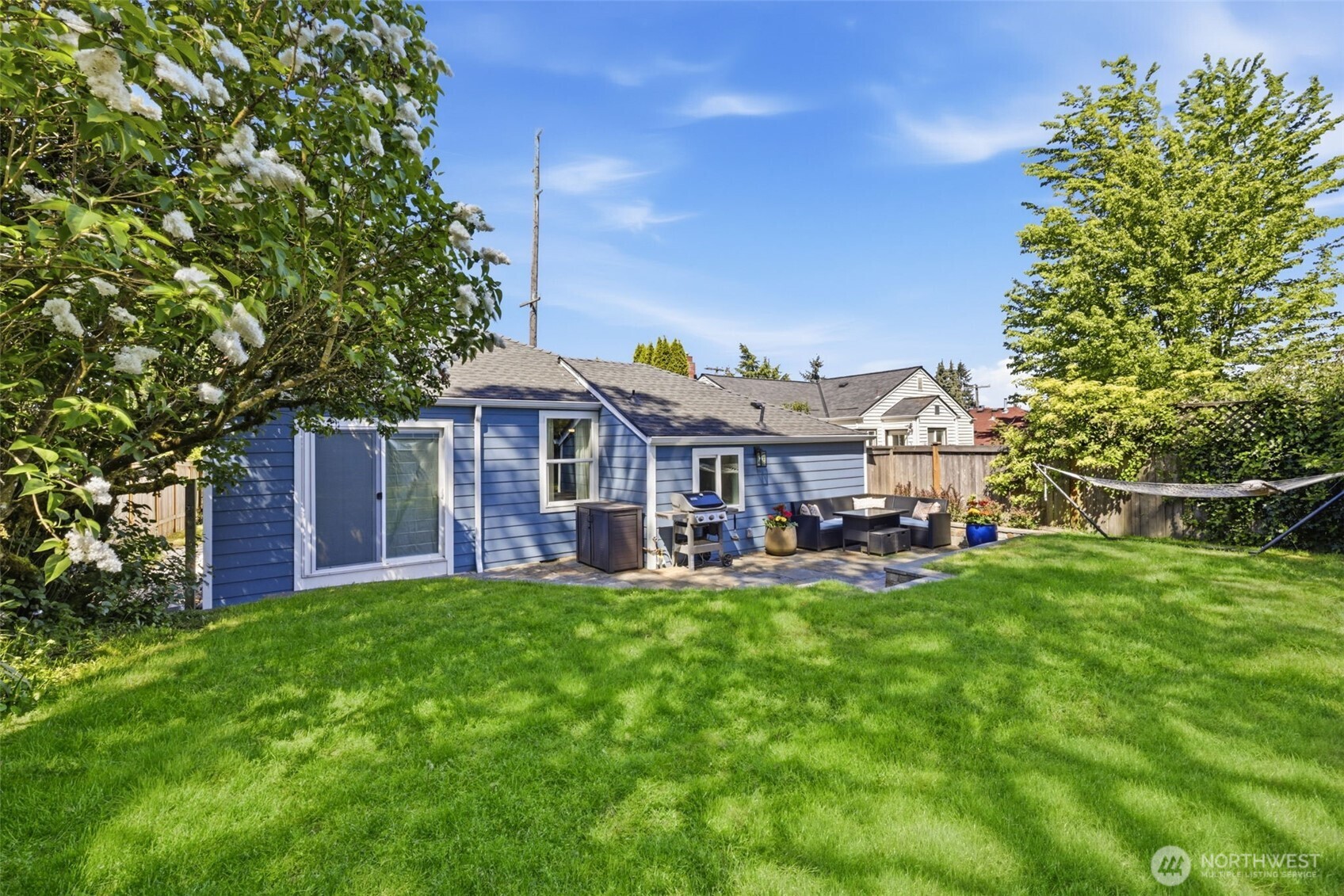 9416 5th Avenue NE, Seattle, WA 98115-2809