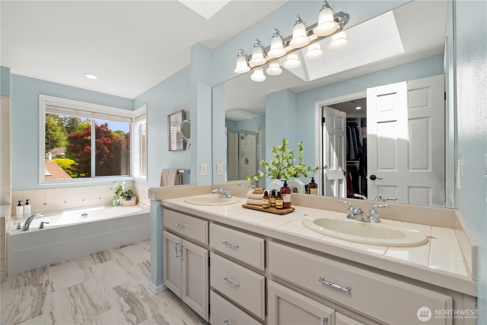 14413 SE 184th Place , Renton, WA 98058