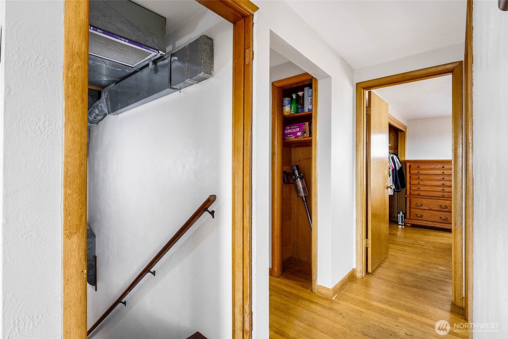 8061 NE Valley Road , Moses Lake, WA 98837