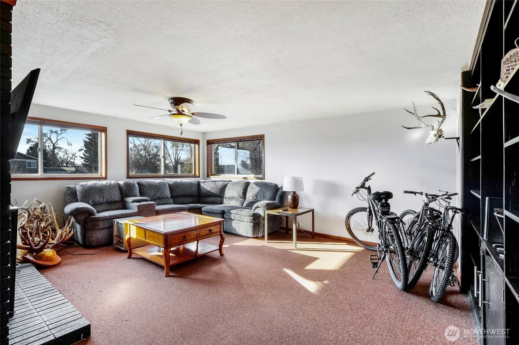 8061 NE Valley Road , Moses Lake, WA 98837
