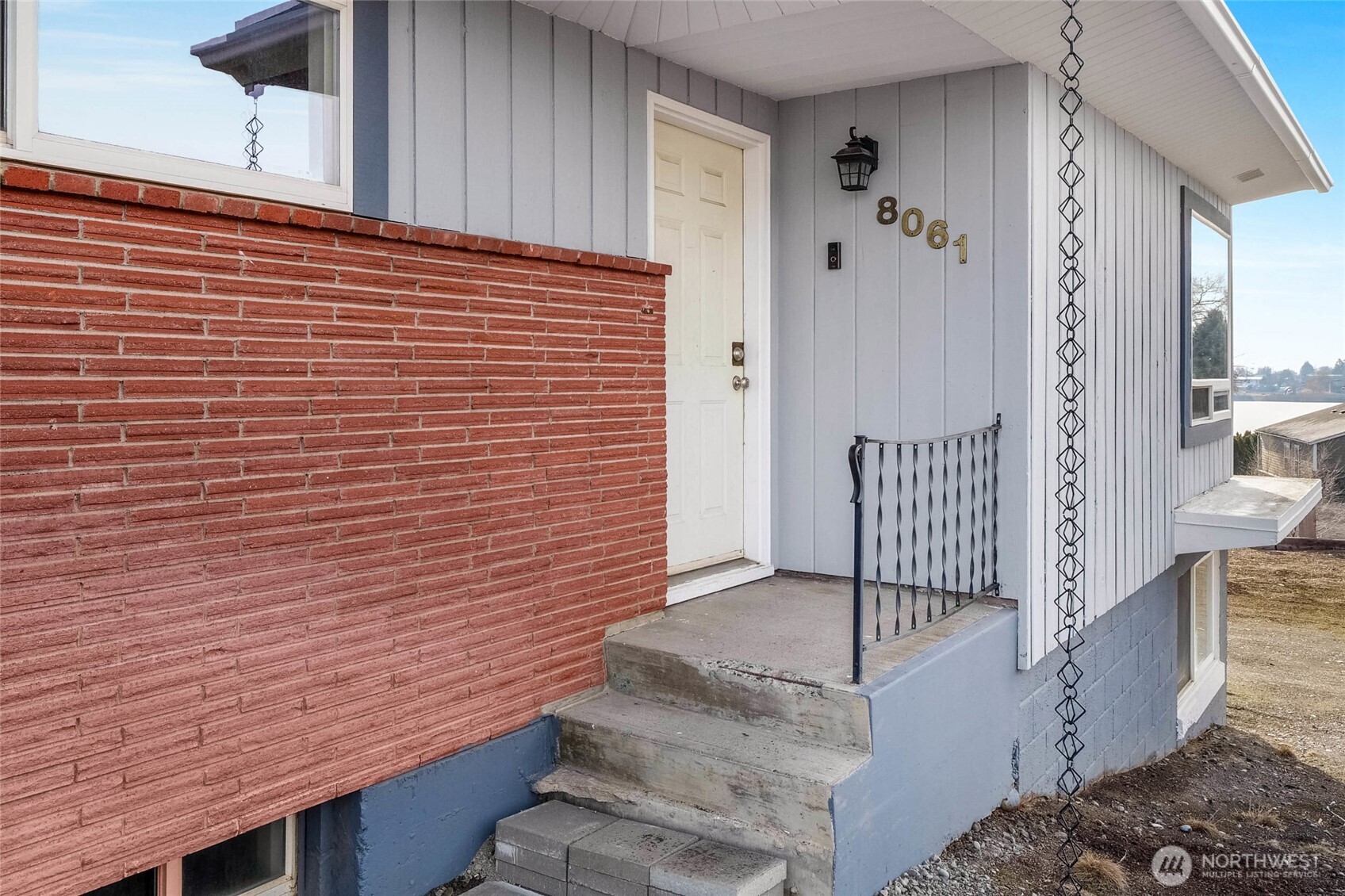 8061 NE Valley Road , Moses Lake, WA 98837