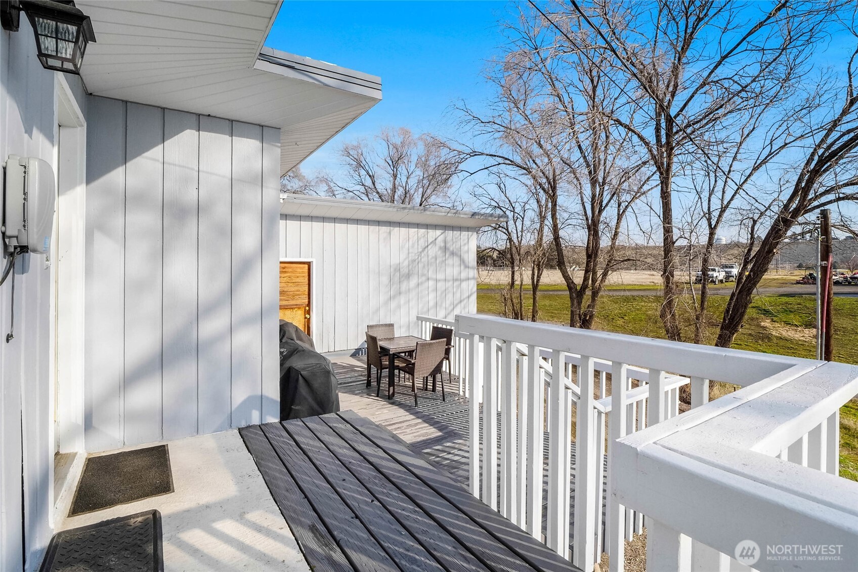 8061 NE Valley Road , Moses Lake, WA 98837