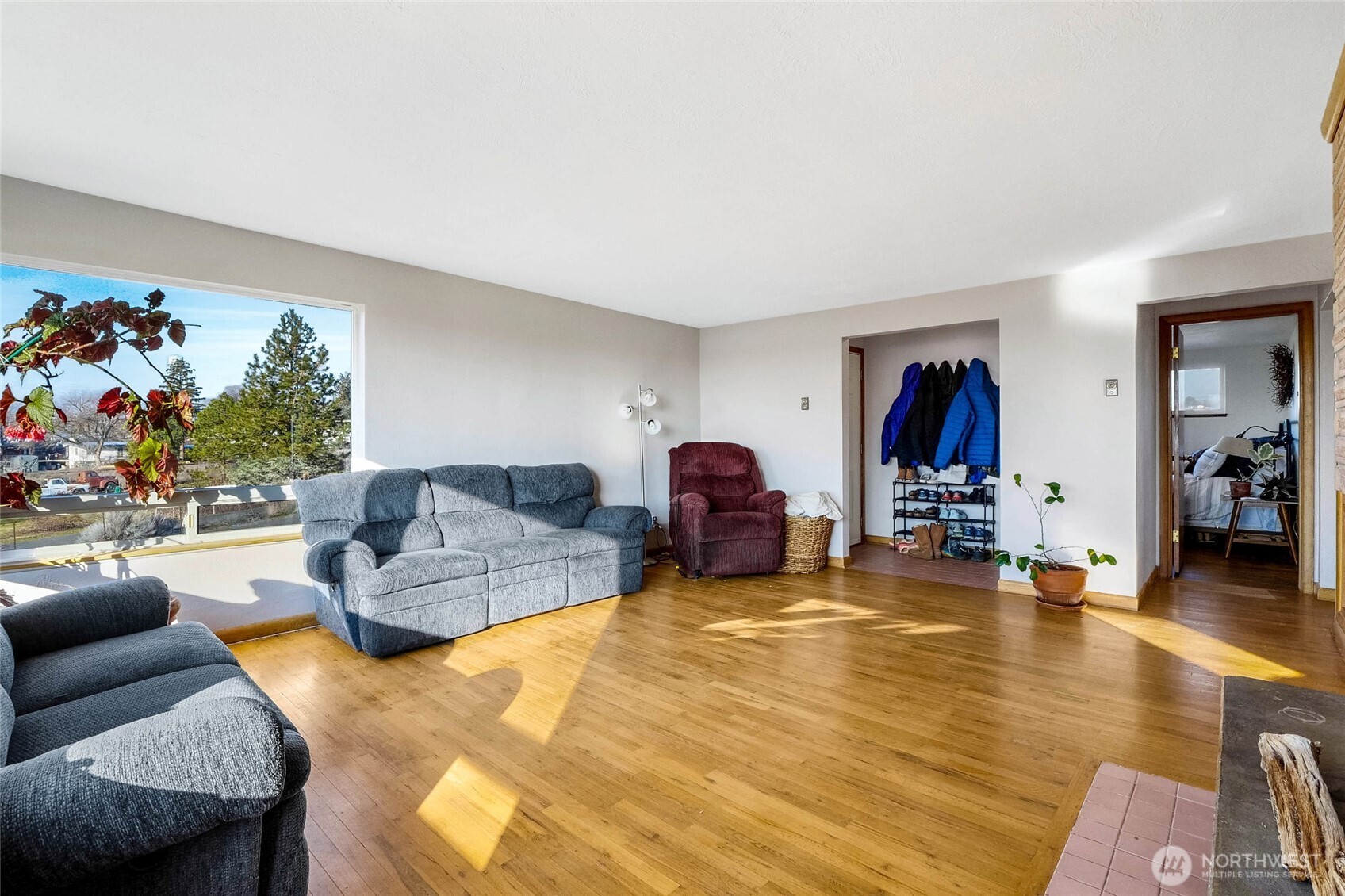8061 NE Valley Road , Moses Lake, WA 98837