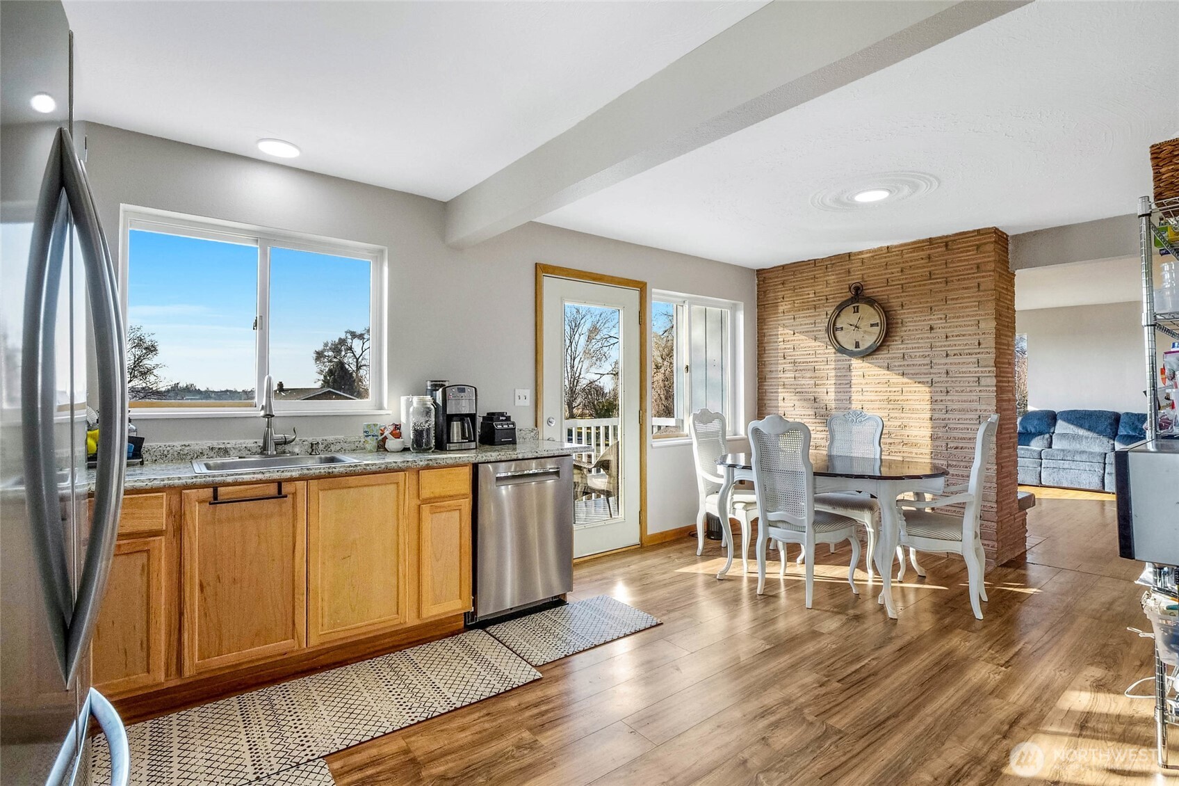8061 NE Valley Road , Moses Lake, WA 98837