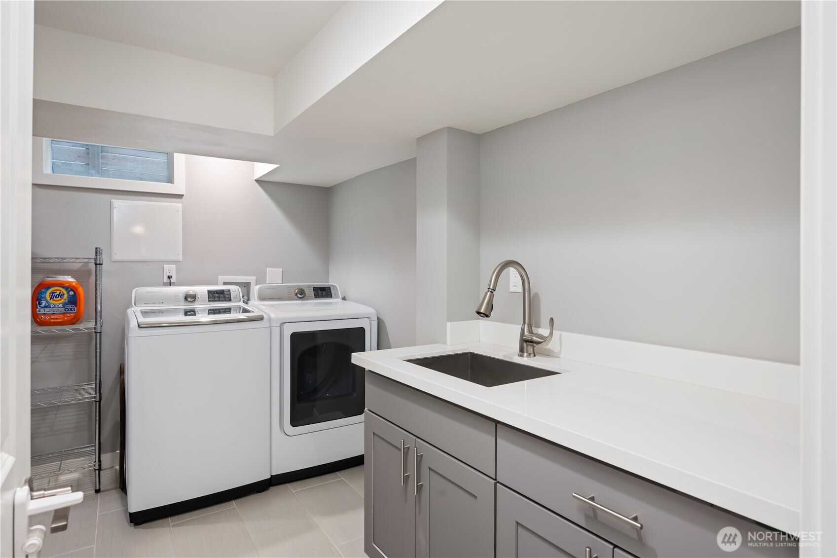 6524 S Hazel Street , Seattle, WA 98178