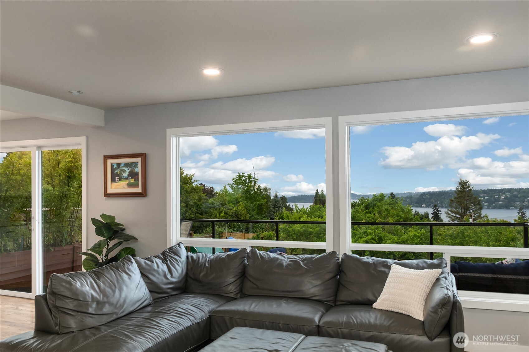 6524 S Hazel Street , Seattle, WA 98178