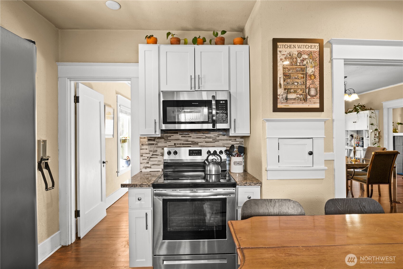 912 Earnest S. Brazill Street , Tacoma, WA 98405-4535