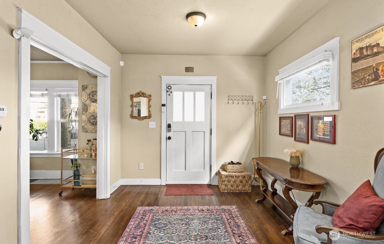912 Earnest S. Brazill Street , Tacoma, WA 98405-4535