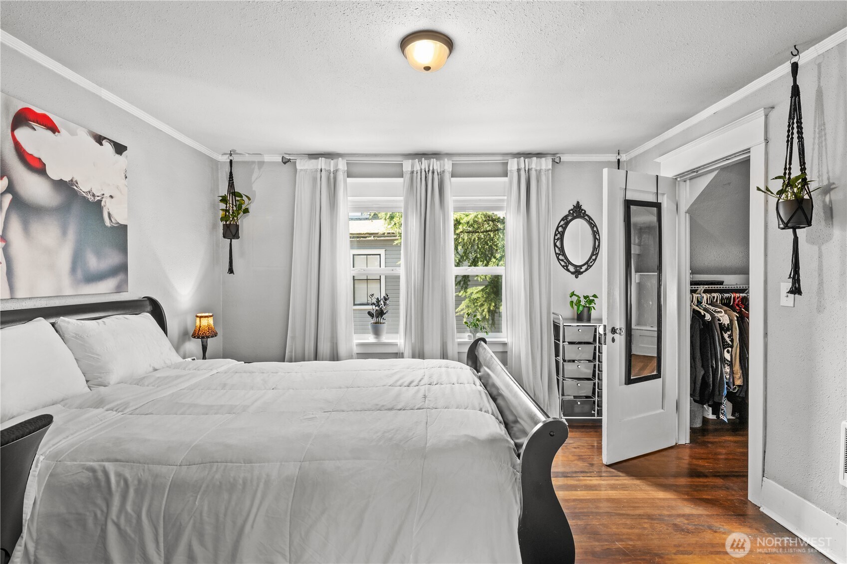 912 Earnest S. Brazill Street , Tacoma, WA 98405-4535