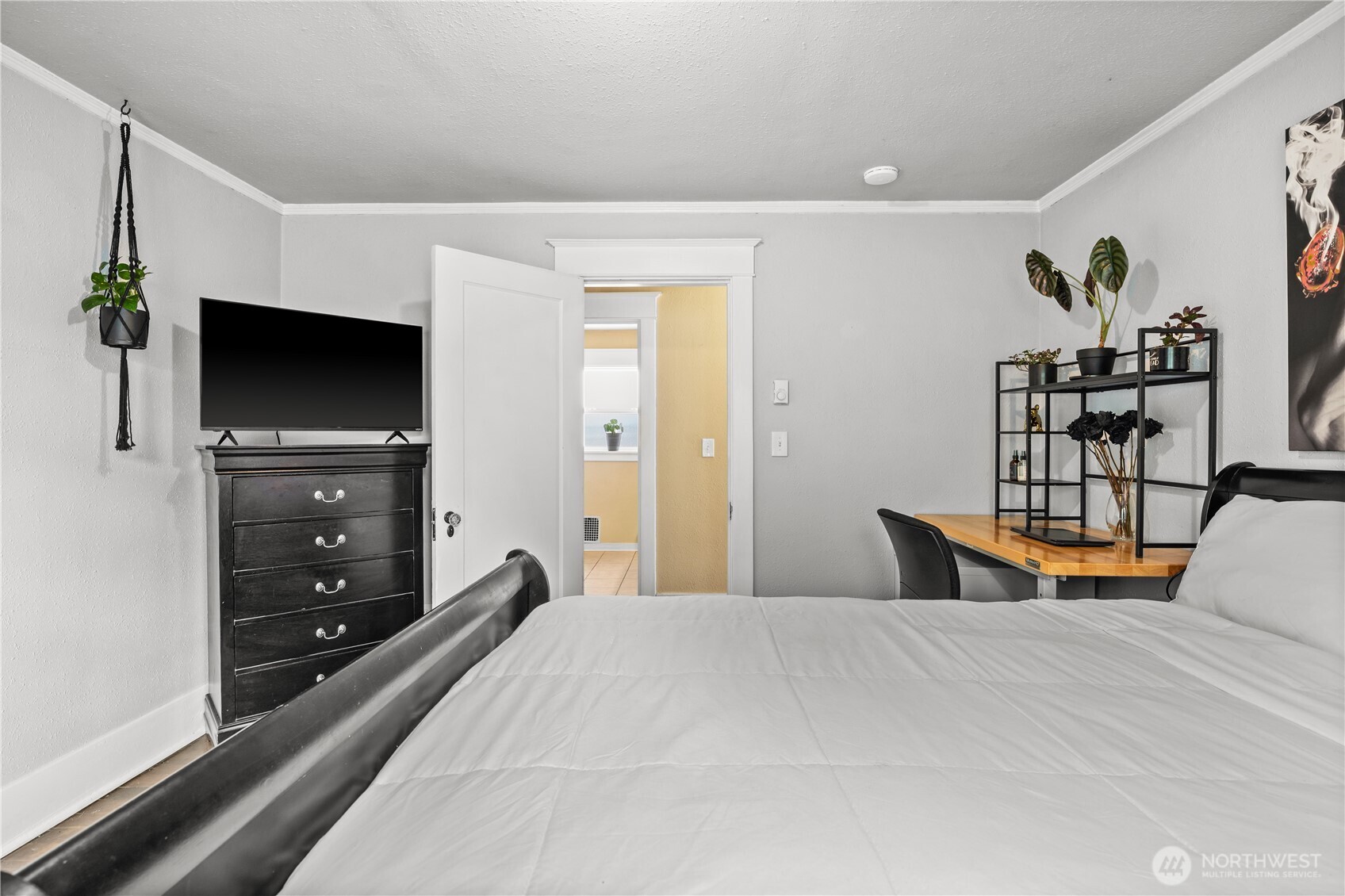 912 Earnest S. Brazill Street , Tacoma, WA 98405-4535