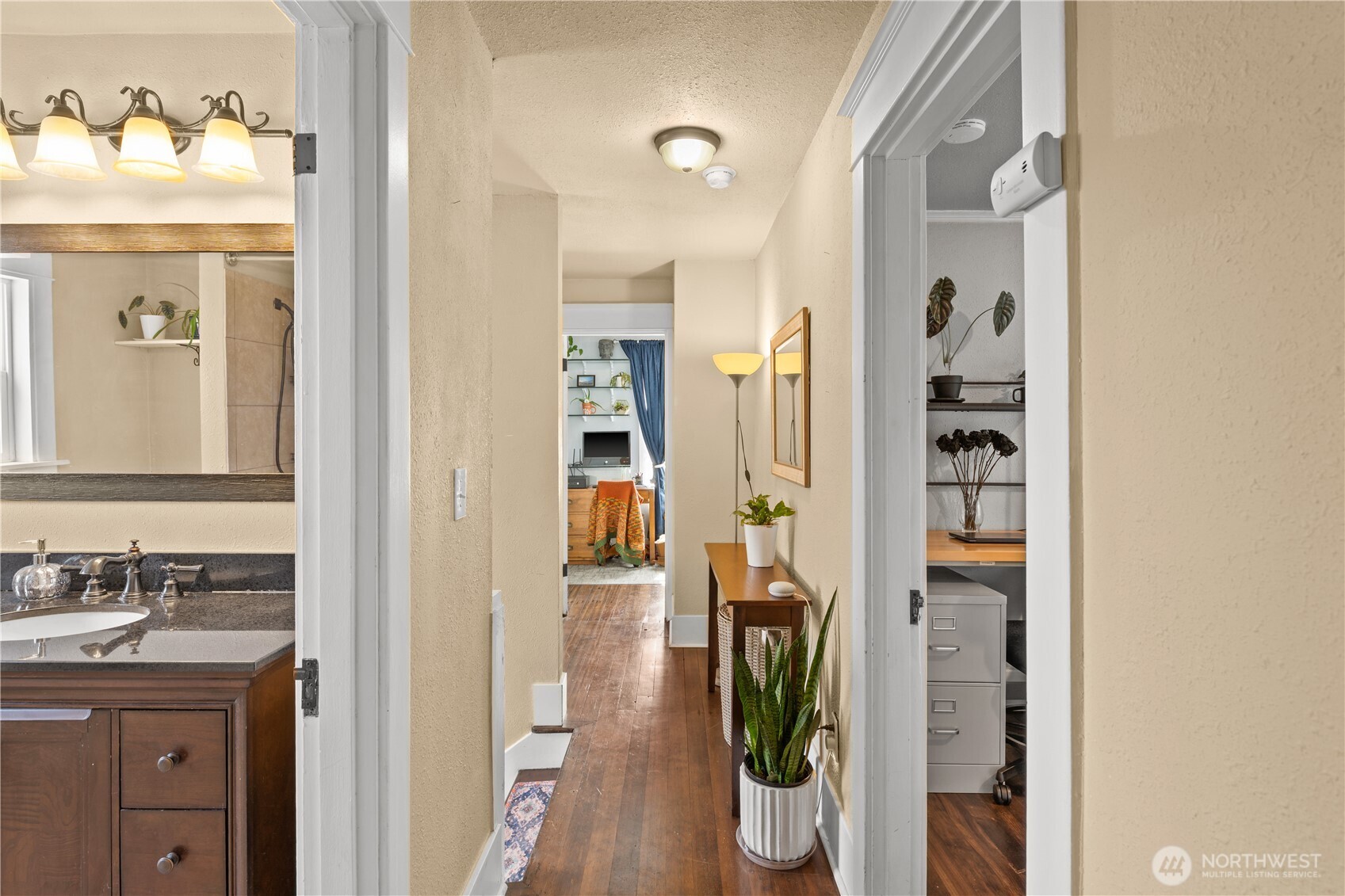 912 Earnest S. Brazill Street , Tacoma, WA 98405-4535