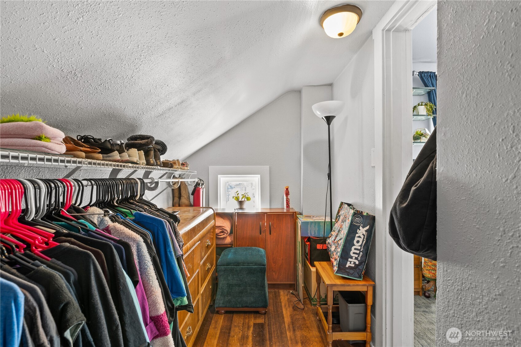 912 Earnest S. Brazill Street , Tacoma, WA 98405-4535