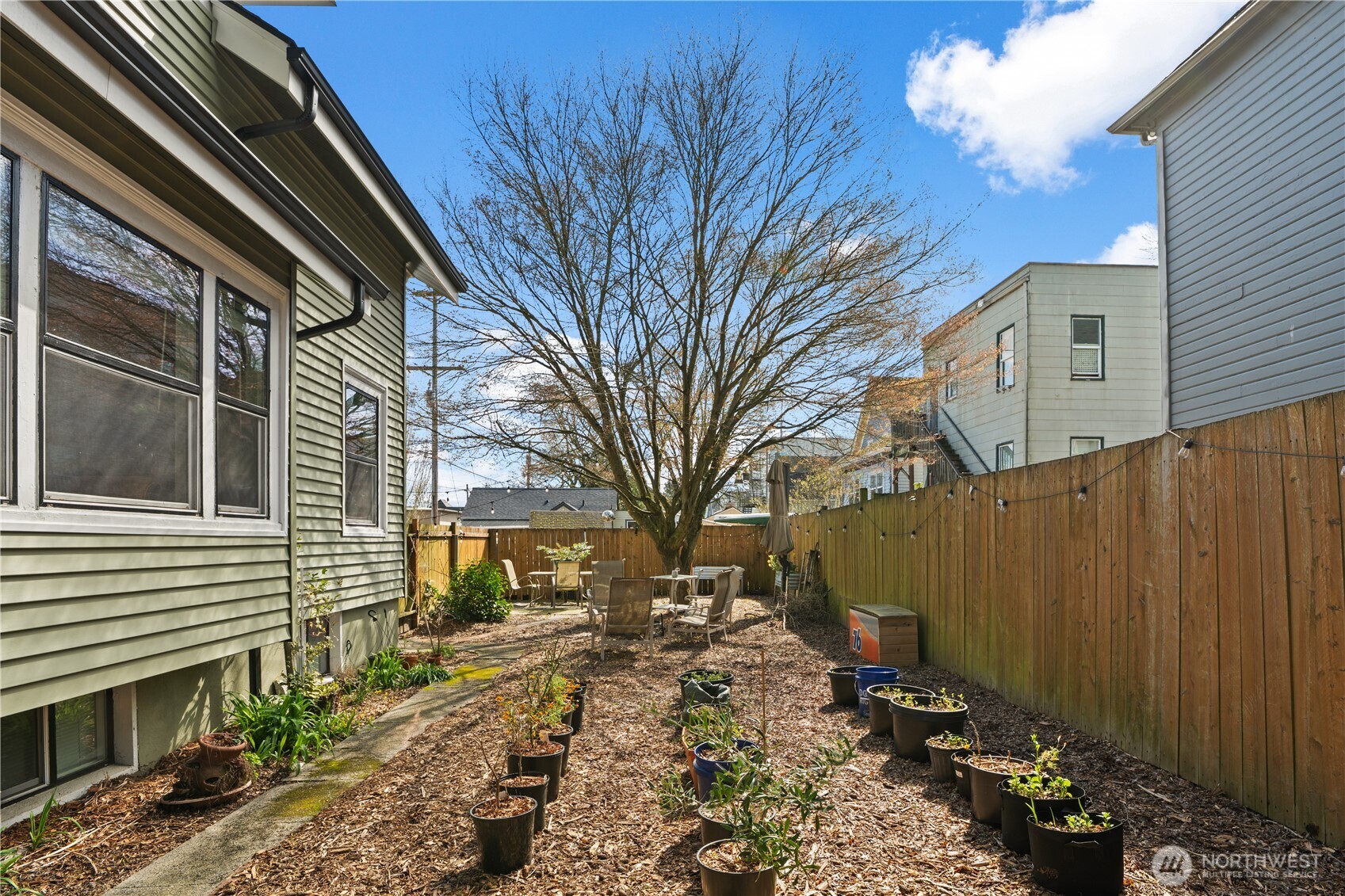 912 Earnest S. Brazill Street , Tacoma, WA 98405-4535