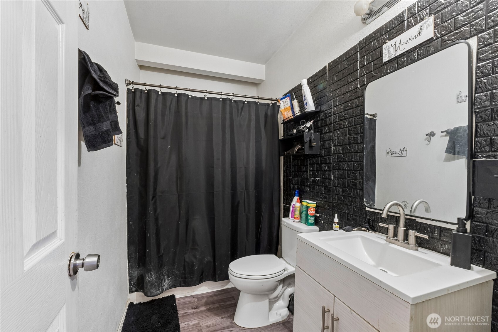 4712 S Warner Street , Tacoma, WA 98409