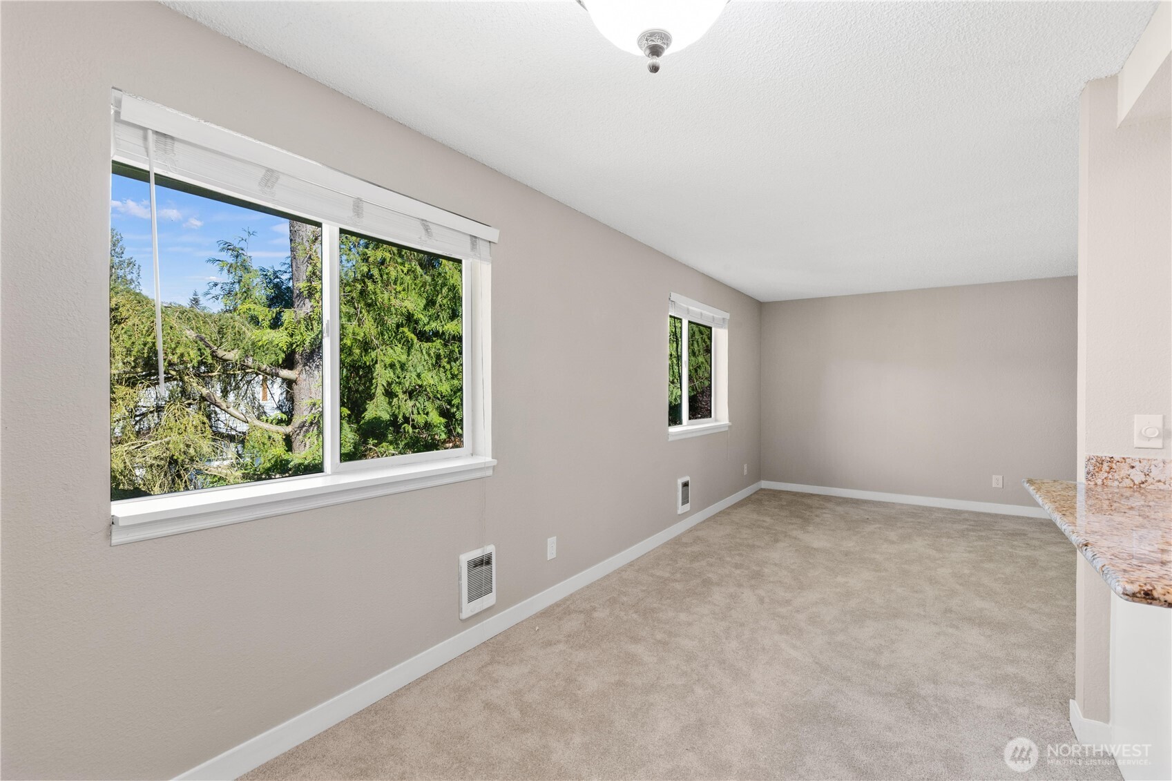 7700 196th Street SW #C, Edmonds, WA 98026