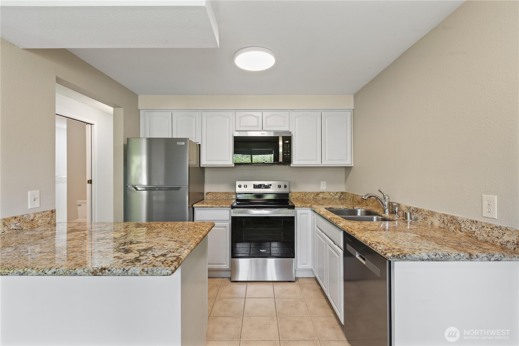 7700 196th Street SW #C, Edmonds, WA 98026