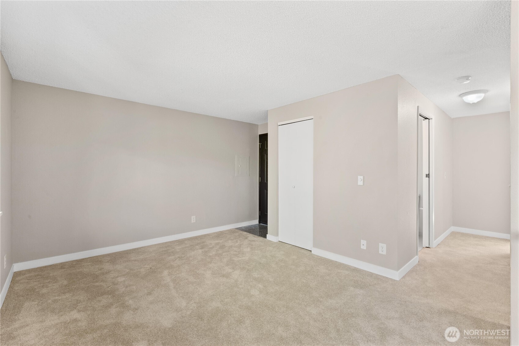 7700 196th Street SW #C, Edmonds, WA 98026