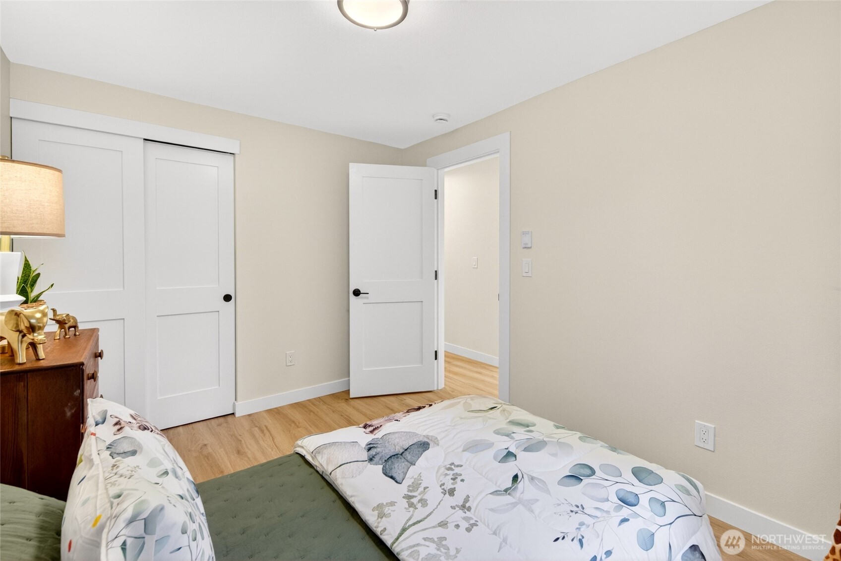 20017 Locust Way , Lynnwood, WA 98036