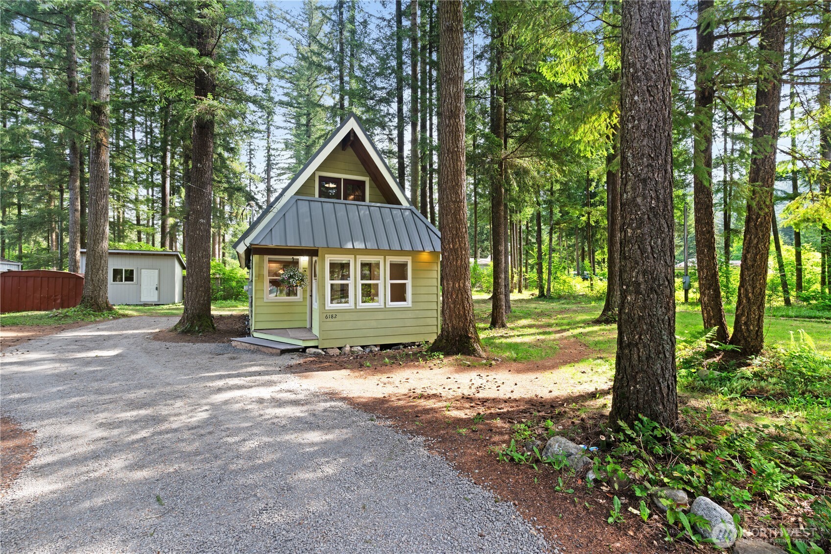 6182 Chestnut Drive , Maple Falls, WA 98266