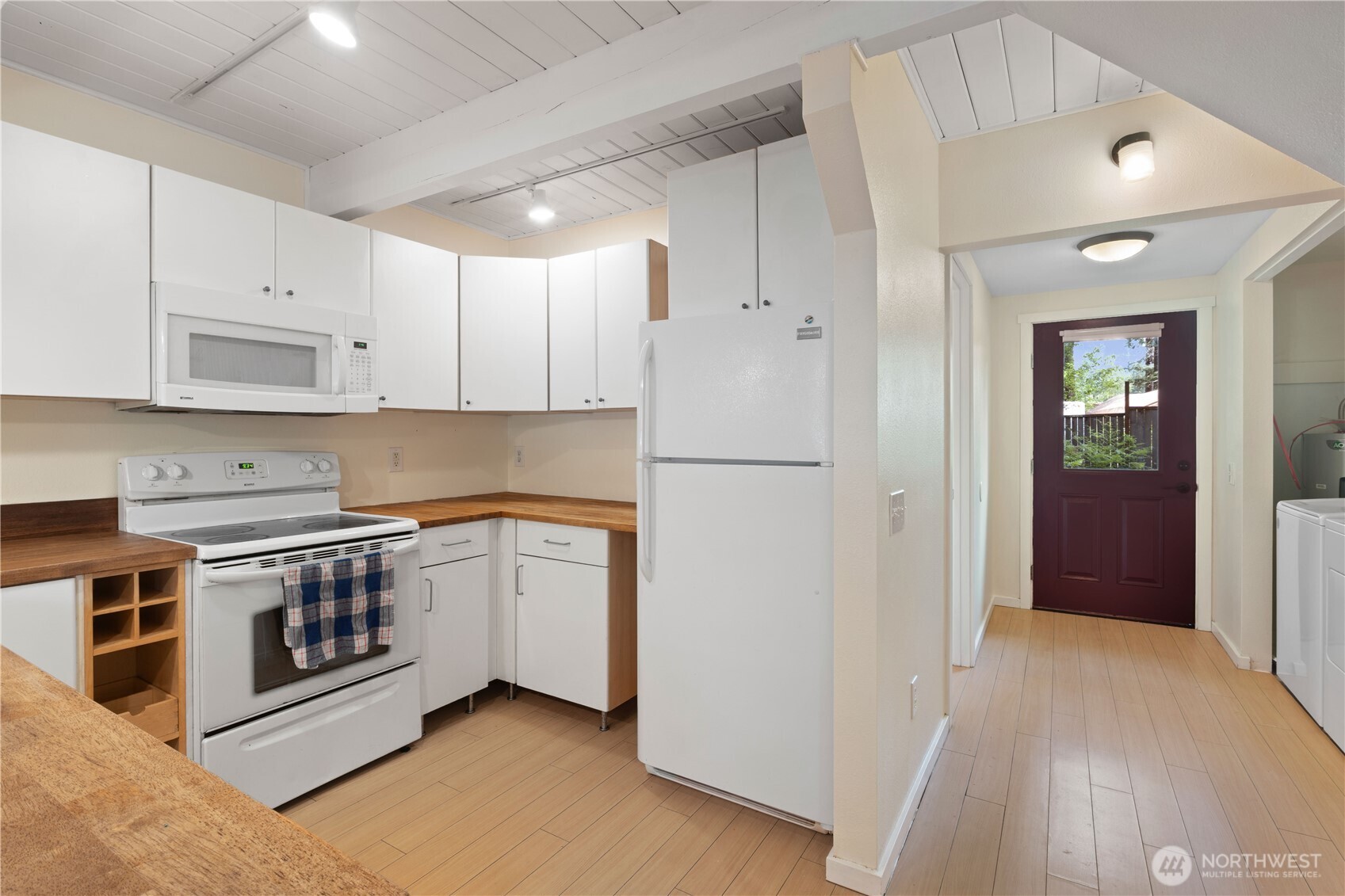 6182 Chestnut Drive , Maple Falls, WA 98266