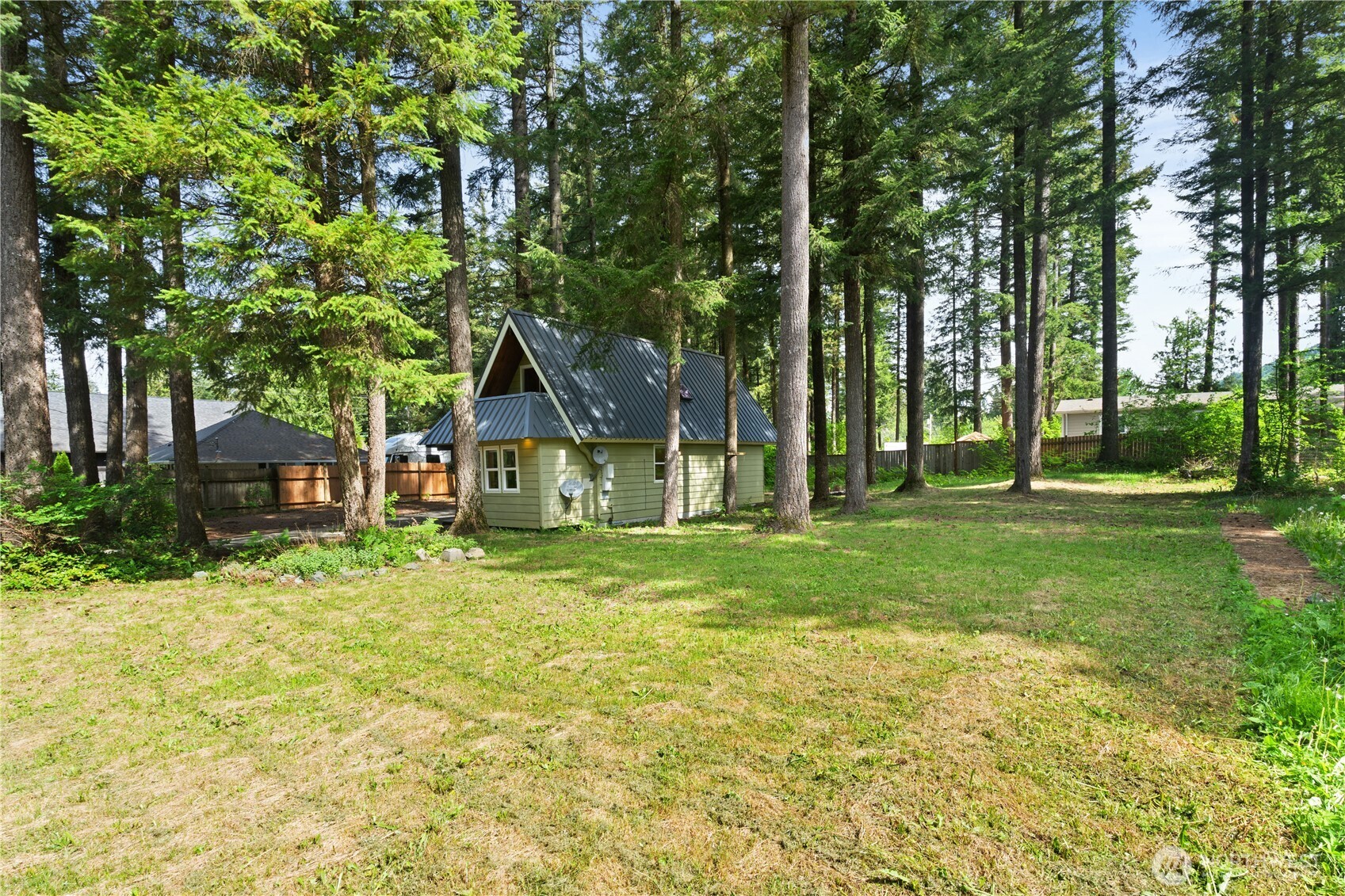 6182 Chestnut Drive , Maple Falls, WA 98266