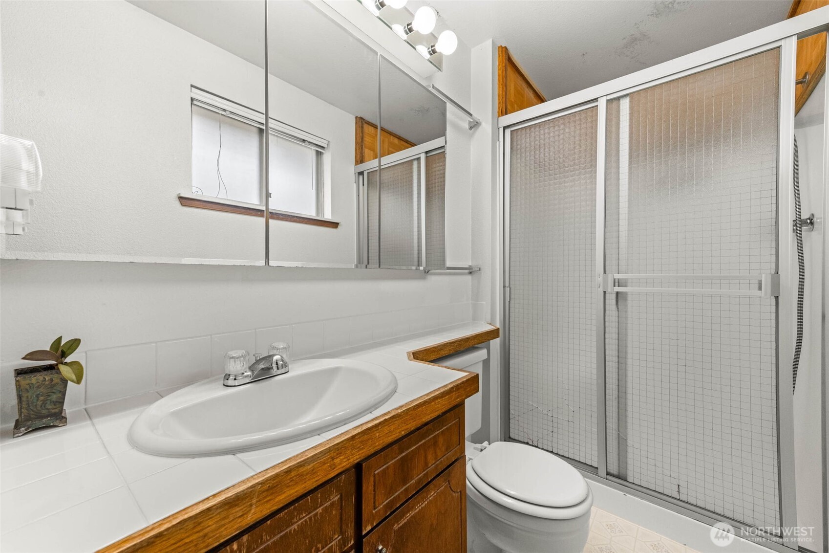 4508 Military Road E, Tacoma, WA 98446
