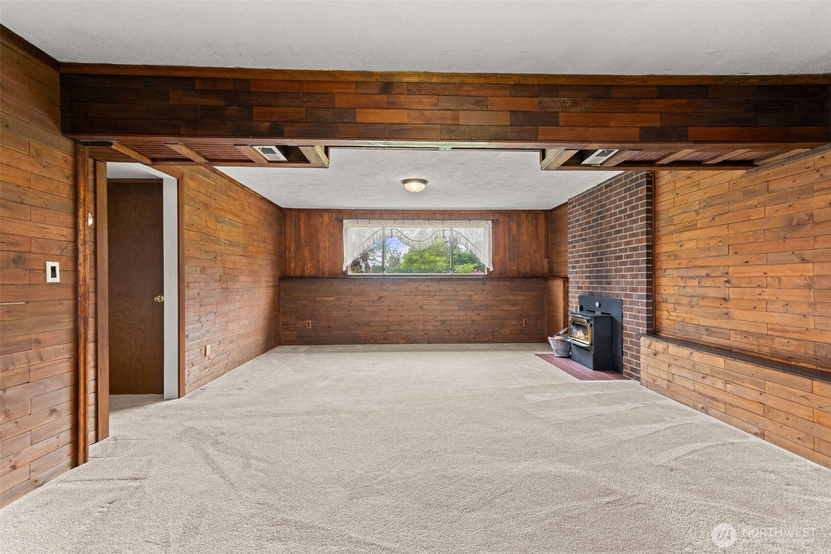 4508 Military Road E, Tacoma, WA 98446