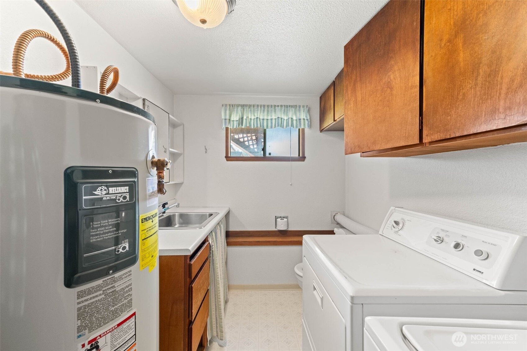 4508 Military Road E, Tacoma, WA 98446