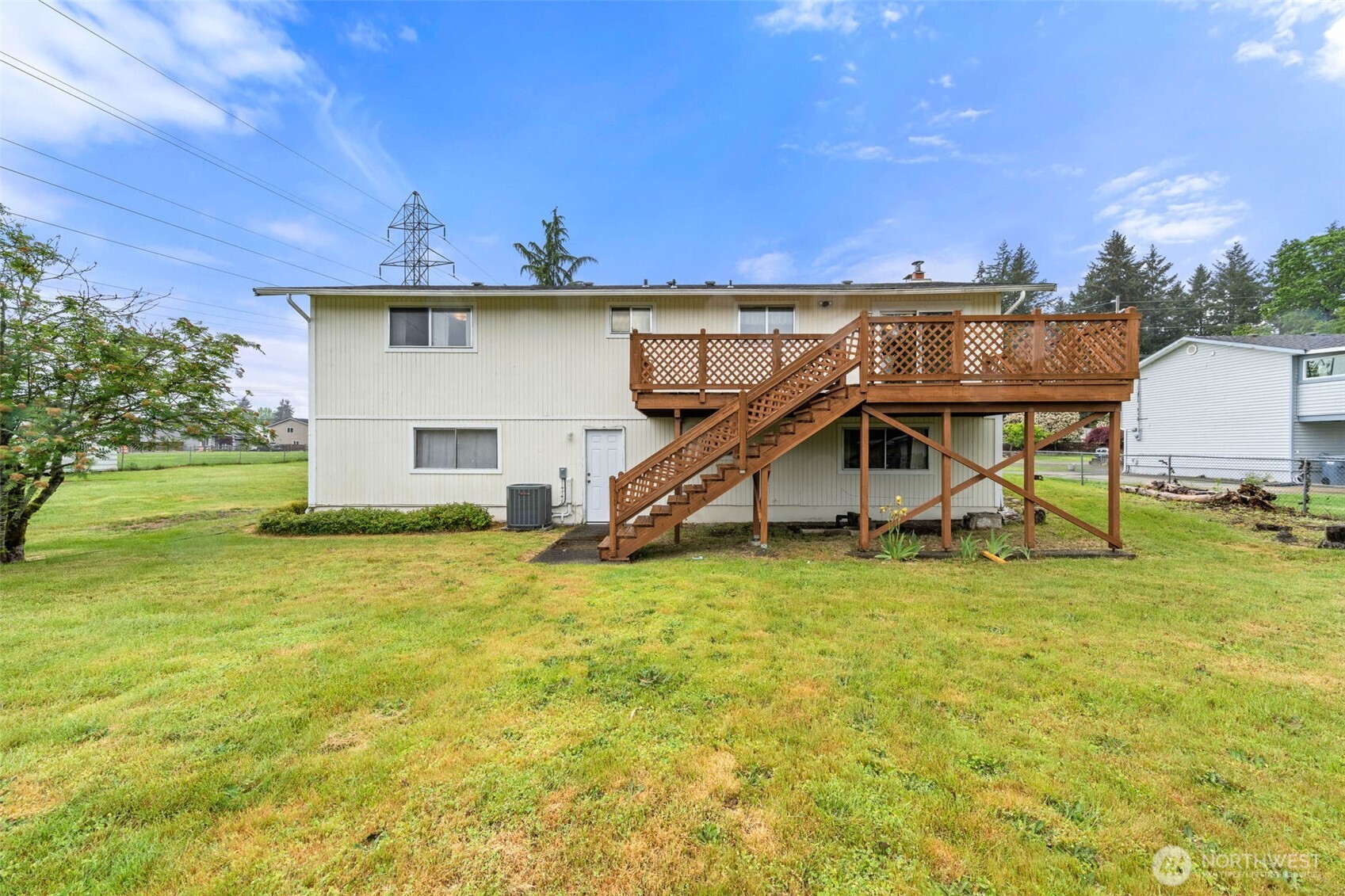 4508 Military Road E, Tacoma, WA 98446