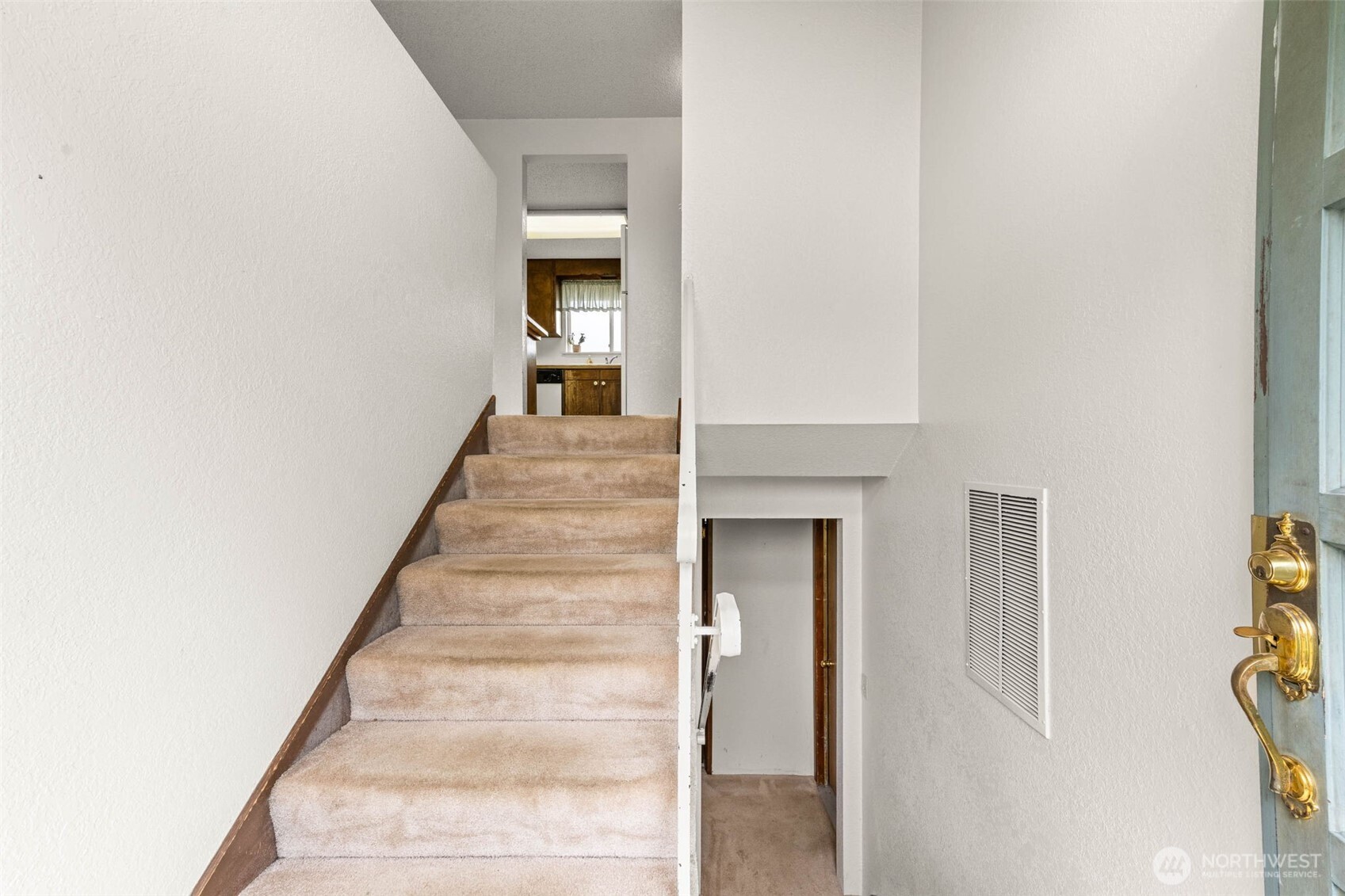 4508 Military Road E, Tacoma, WA 98446