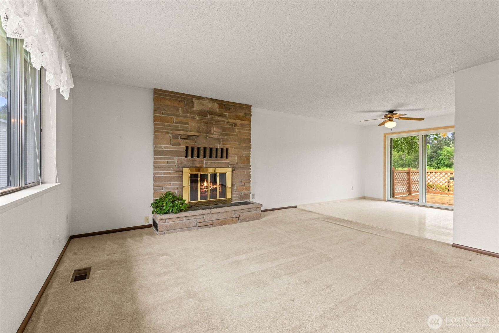 4508 Military Road E, Tacoma, WA 98446