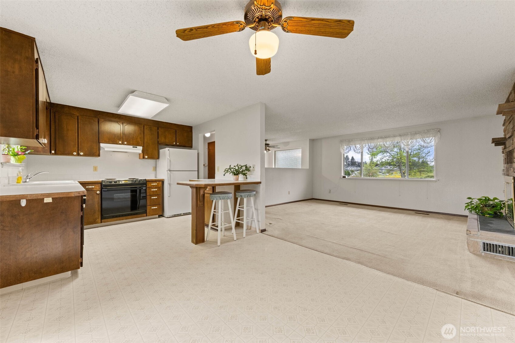4508 Military Road E, Tacoma, WA 98446