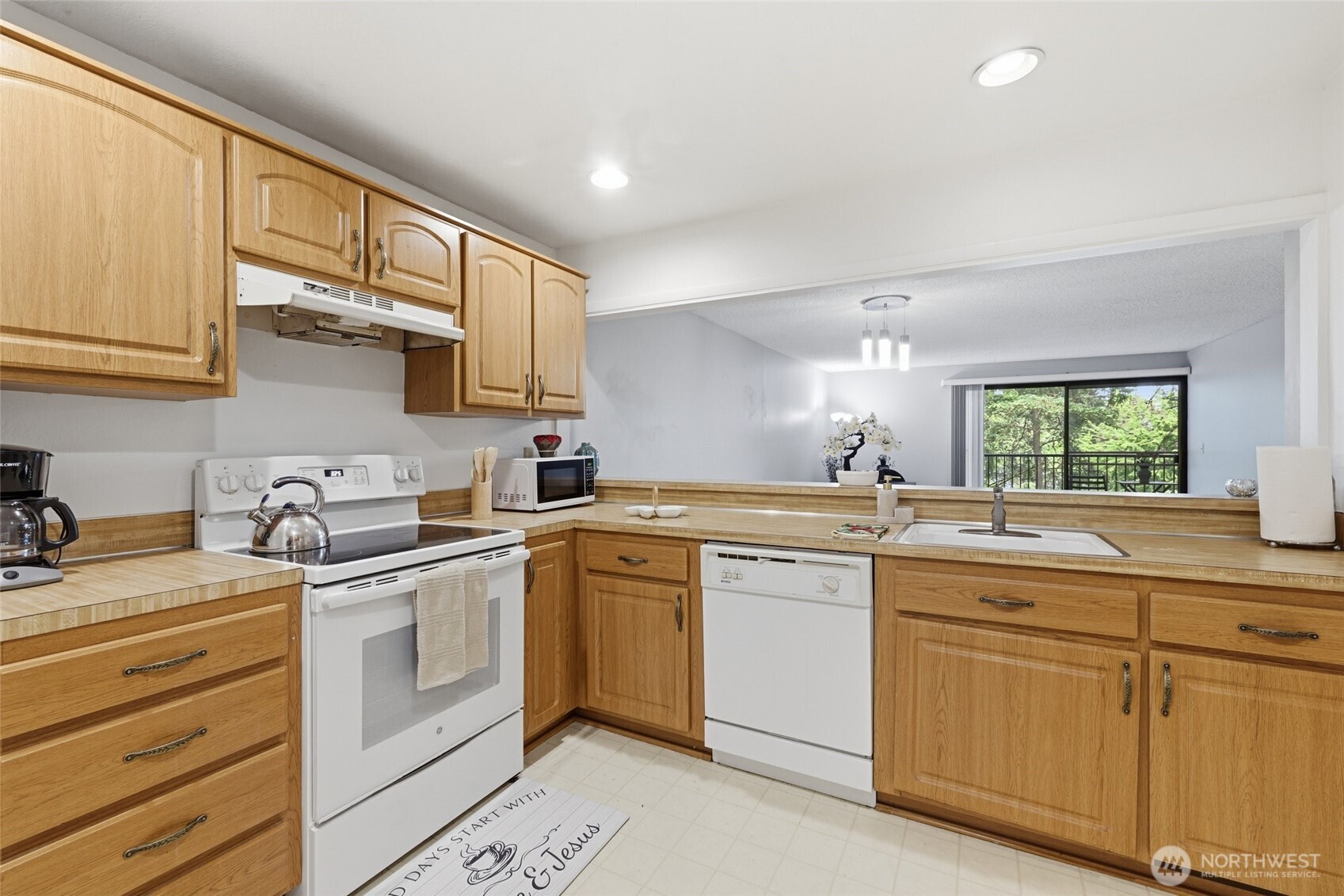 6702 139th Avenue NE #750, Redmond, WA 98052