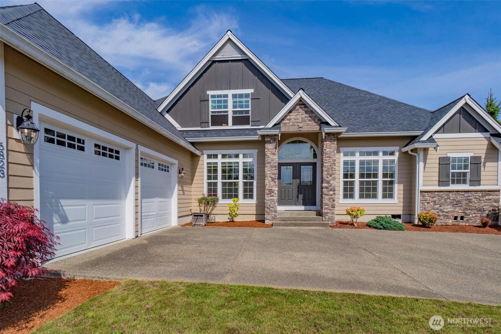 6823 47th Avenue NE, Olympia, WA 98516