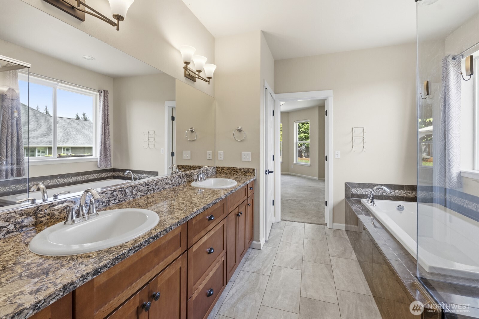 6823 47th Avenue NE, Olympia, WA 98516