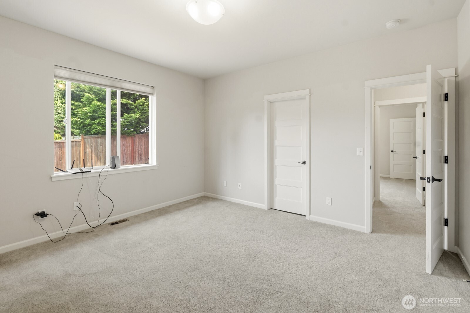 6823 47th Avenue NE, Olympia, WA 98516